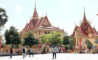 សា​លា​បុរាណ​ជា​កន្លែង​ទាក់​ទាញ​ភ្ញៀវ​ទេស​ចរ