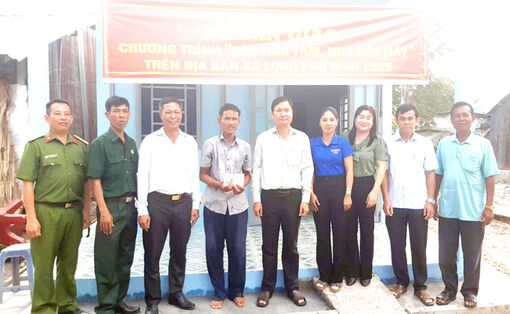 ជំ​រុញ​ការ​អភិវឌ្ឍ​តំ​បន់​ជន​បទ​