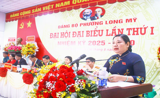 សង្កាត់​ឡុង​មី ទាញ​យក​សក្តានុ​ភាព​អភិ​វឌ្ឍ​កសិកម្ម​ ឧស្សា​ហកម្ម​ ទី​ក្រុង​ និង​ទេស​ចរណ៍​បាន​ល្អ​