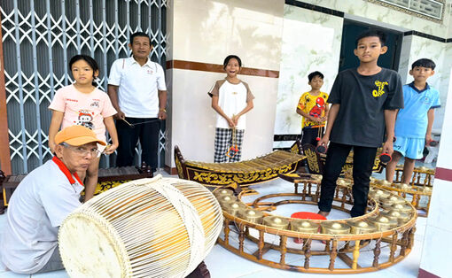 អា​ង​យ៉ាង​ ជំ​រុញ​ការ​អនុវត្ត​ល្អ​គោល​នយោ​បាយ​