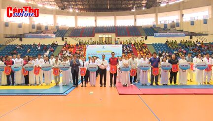 Hơn 300 võ sinh tranh tài tại Giải vô địch các CLB JuJitsu quốc gia năm 2024 Hơn 300 võ sinh tranh tài tại Giải vô địch các CLB JuJitsu quốc gia năm 2024