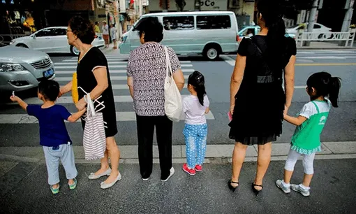 Nỗ lực cung cấp việc làm “thân thiện” cho các bà mẹ Nỗ lực cung cấp việc làm “thân thiện” cho các bà mẹ