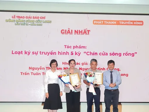 Trao Giải Báo chí ĐBSCL lần thứ IX Trao Giải Báo chí ĐBSCL lần thứ IX