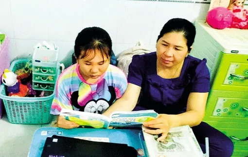 Đồng hành, chia sẻ cùng con Đồng hành, chia sẻ cùng con