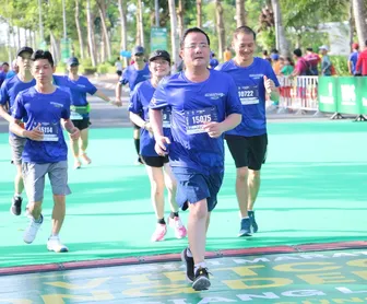 Không có kỷ lục mới được thiết lập tại “Vietcombank Mekong delta marathon” lần thứ VI Không có kỷ lục mới được thiết lập tại “Vietcombank Mekong delta marathon” lần thứ VI