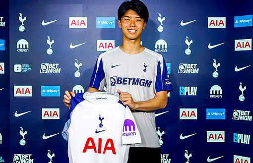 Tài năng trẻ Nhật Bản Kota Takai cập bến Tottenham Hotspur Tài năng trẻ Nhật Bản Kota Takai cập bến Tottenham Hotspur