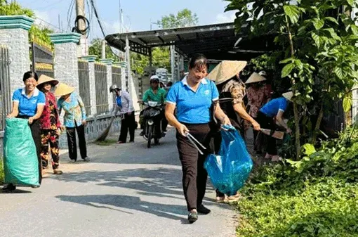 Nhiều hoạt động thiết thực góp phần đảm bảo an toàn giao thông Nhiều hoạt động thiết thực góp phần đảm bảo an toàn giao thông