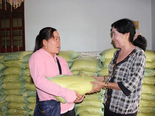 Bà Thể nhân ái Bà Thể nhân ái