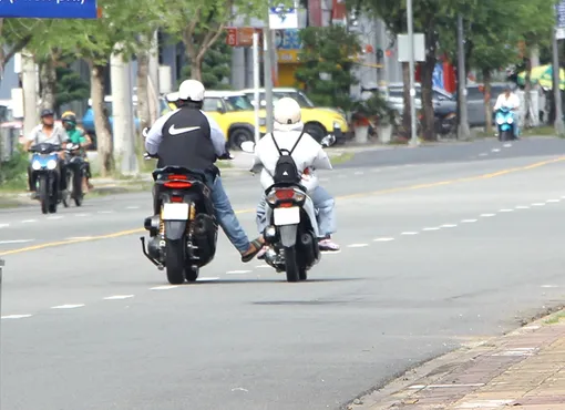 Cần đẩy mạnh lập lại trật tự an toàn giao thông Cần đẩy mạnh lập lại trật tự an toàn giao thông