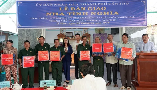 Sáng ngời truyền thống “Đền ơn đáp nghĩa” Sáng ngời truyền thống “Đền ơn đáp nghĩa”