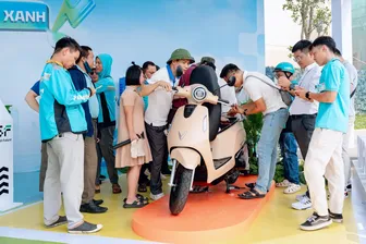 VinFast Evo Grand - Tân binh xe máy điện khiến cả tài xế công nghệ và người dùng cá nhân cùng háo hức VinFast Evo Grand - Tân binh xe máy điện khiến cả tài xế công nghệ và người dùng cá nhân cùng háo hức