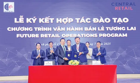 Central Retail Việt Nam hợp tác với Trường Cao đẳng Kinh tế đối ngoại đào tạo nhân lực ngành bán lẻ
