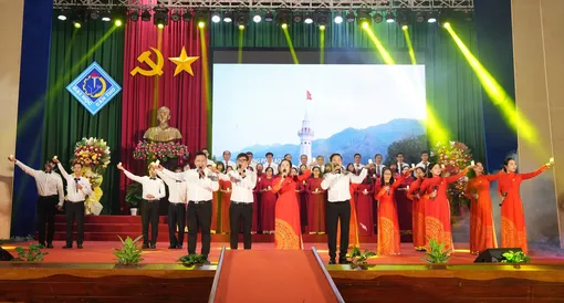 Lan tỏa tinh thần học Bác và tình yêu quê hương đất nước qua nghệ thuật Lan tỏa tinh thần học Bác và tình yêu quê hương đất nước qua nghệ thuật