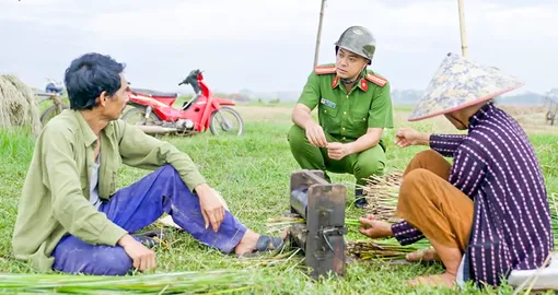 Câu chuyện thời sự trong “Có anh, nơi ấy bình yên” Câu chuyện thời sự trong “Có anh, nơi ấy bình yên”