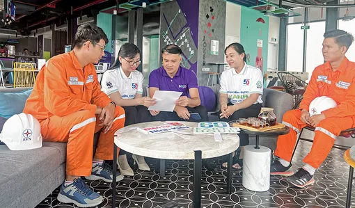 Bảo đảm điện ổn định - Lan tỏa phong trào tiết kiệm điện Bảo đảm điện ổn định - Lan tỏa phong trào tiết kiệm điện