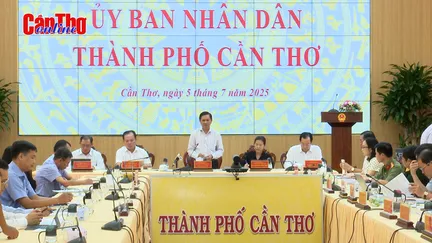 Chủ tịch UBND TP Cần Thơ họp giải quyết khó khăn của chính quyền cấp xã Chủ tịch UBND TP Cần Thơ họp giải quyết khó khăn của chính quyền cấp xã